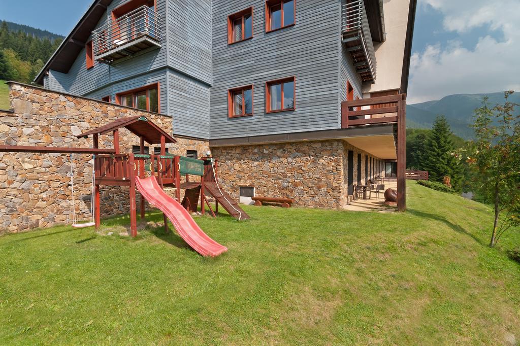 Hotel Adam Špindlerŭv Mlýn Εξωτερικό φωτογραφία